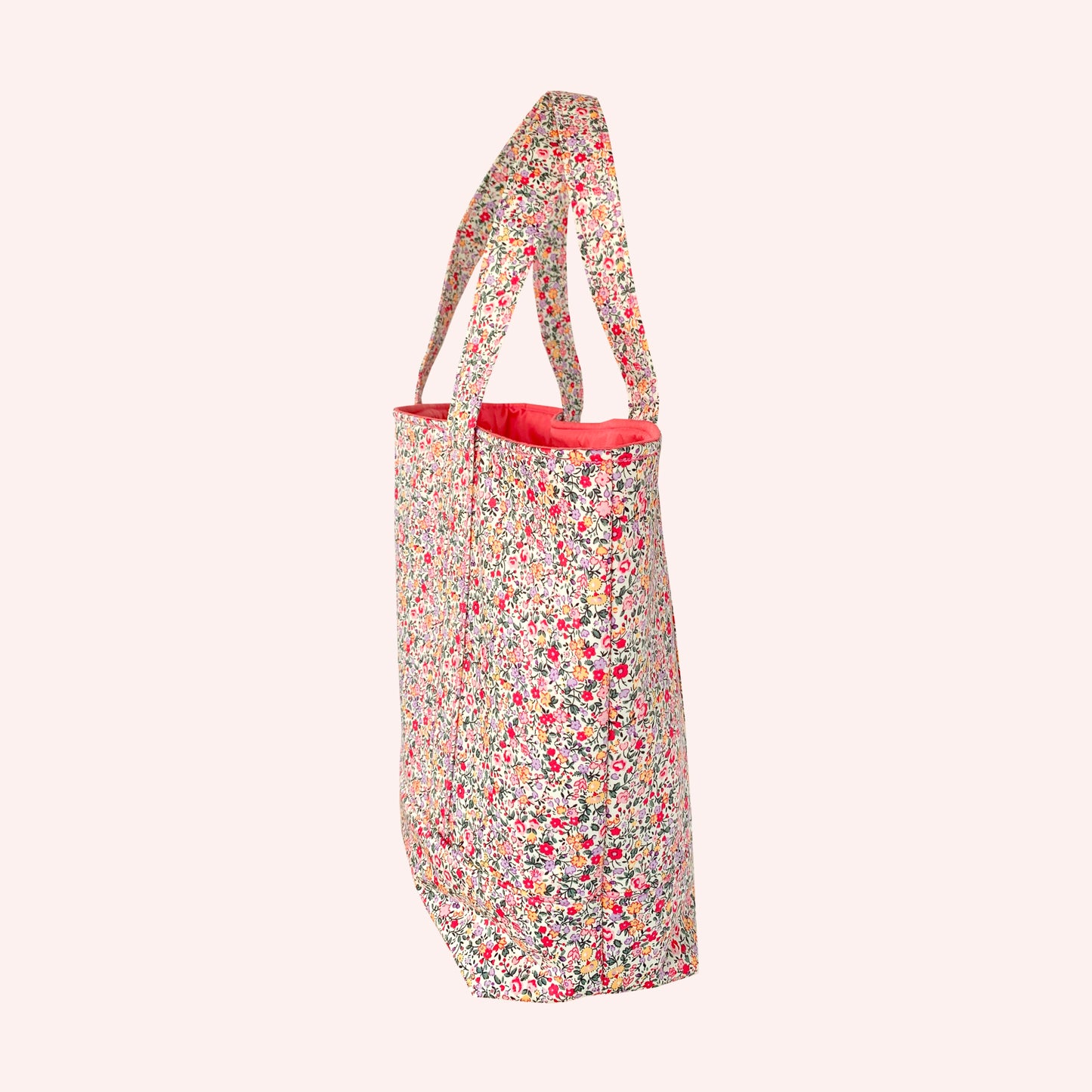 Pinky Minute Tote Bag